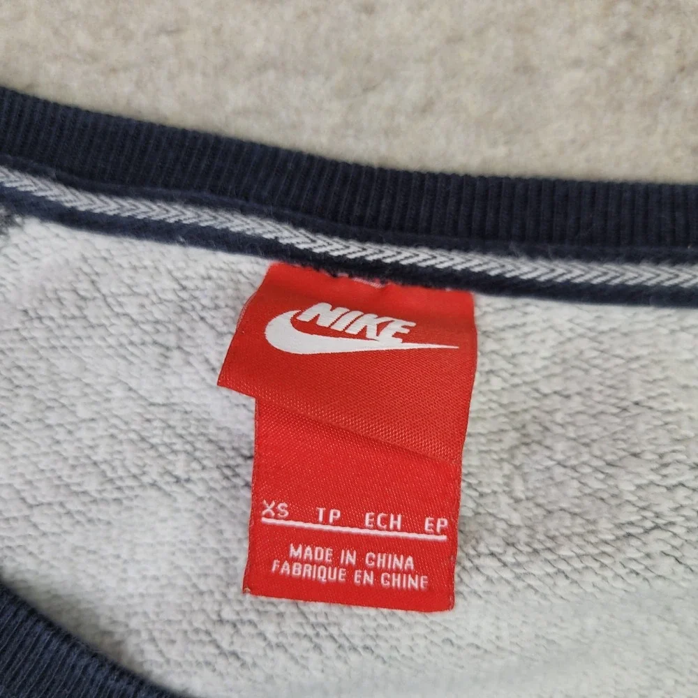 Nike Rally Boyfriend Logo Graphic Gray‎ Camo Print Womens XS Crew Sweatshirt